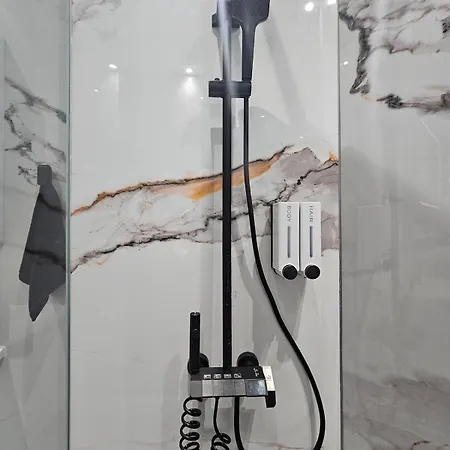 Pearl Apartment-city Center Σκόπια