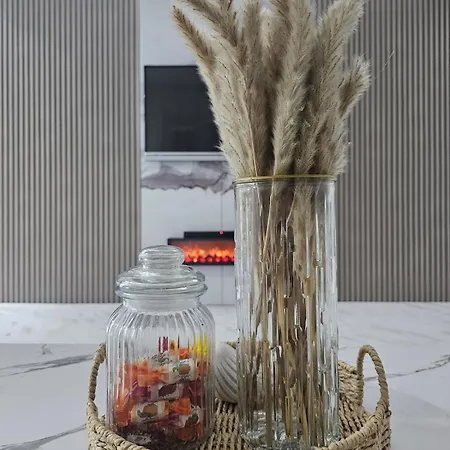 Pearl Apartment-city Center